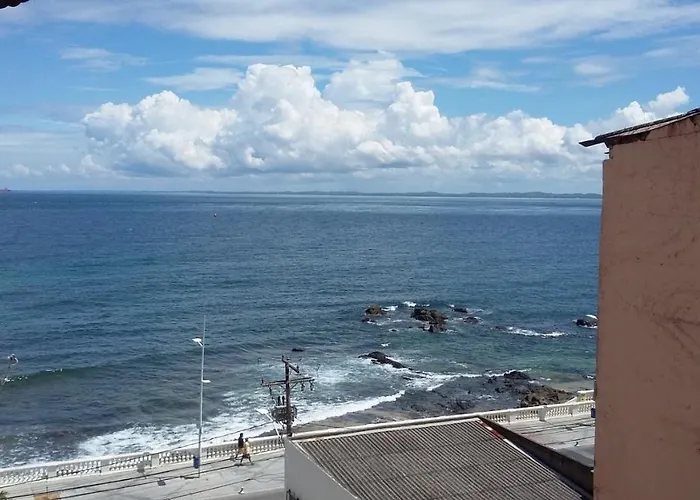 Excelente Apartamento 1/4 e Sala na Barra